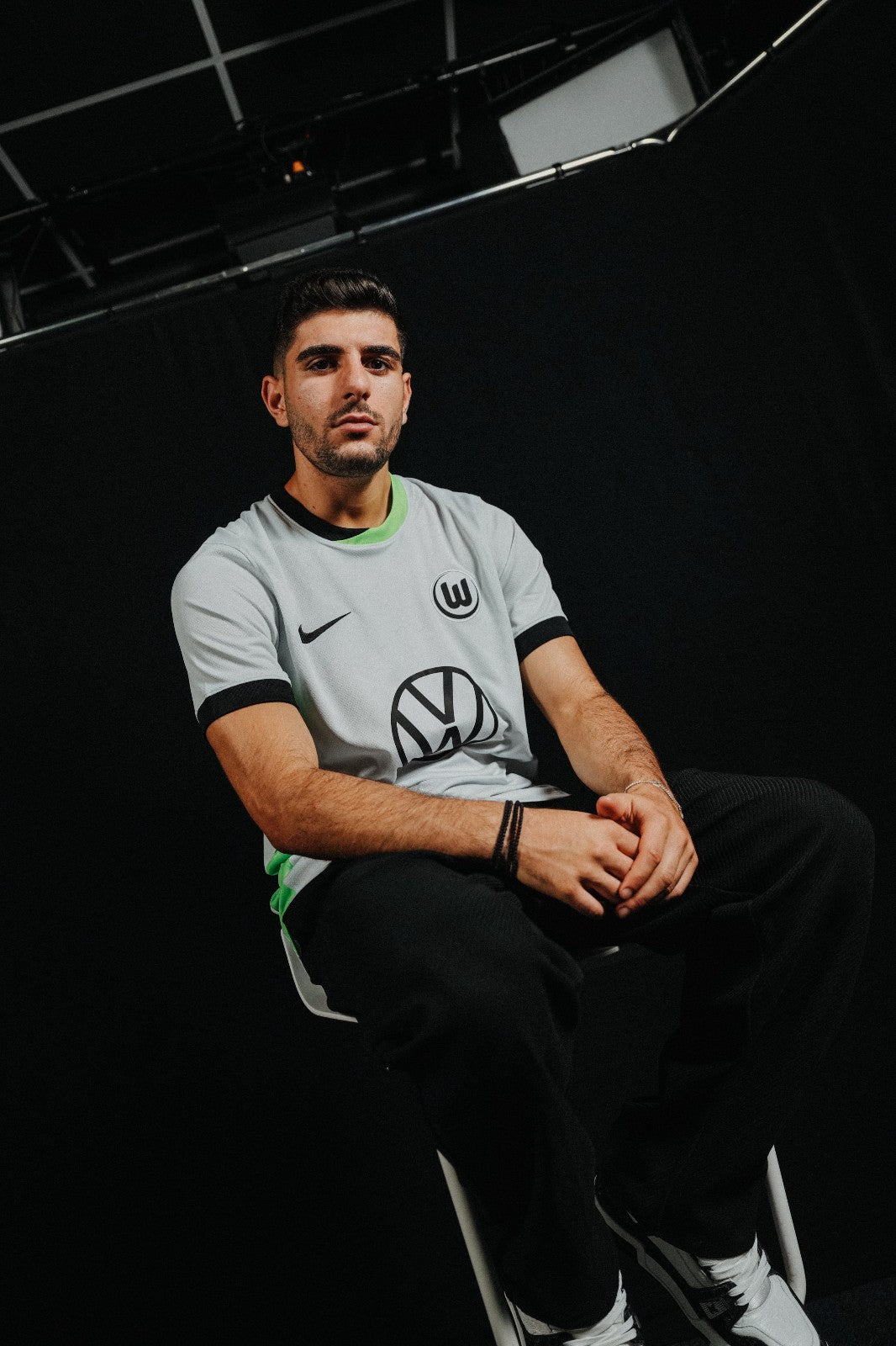 Camisola Terceira do Wolfsburg 2024/25 - Homem