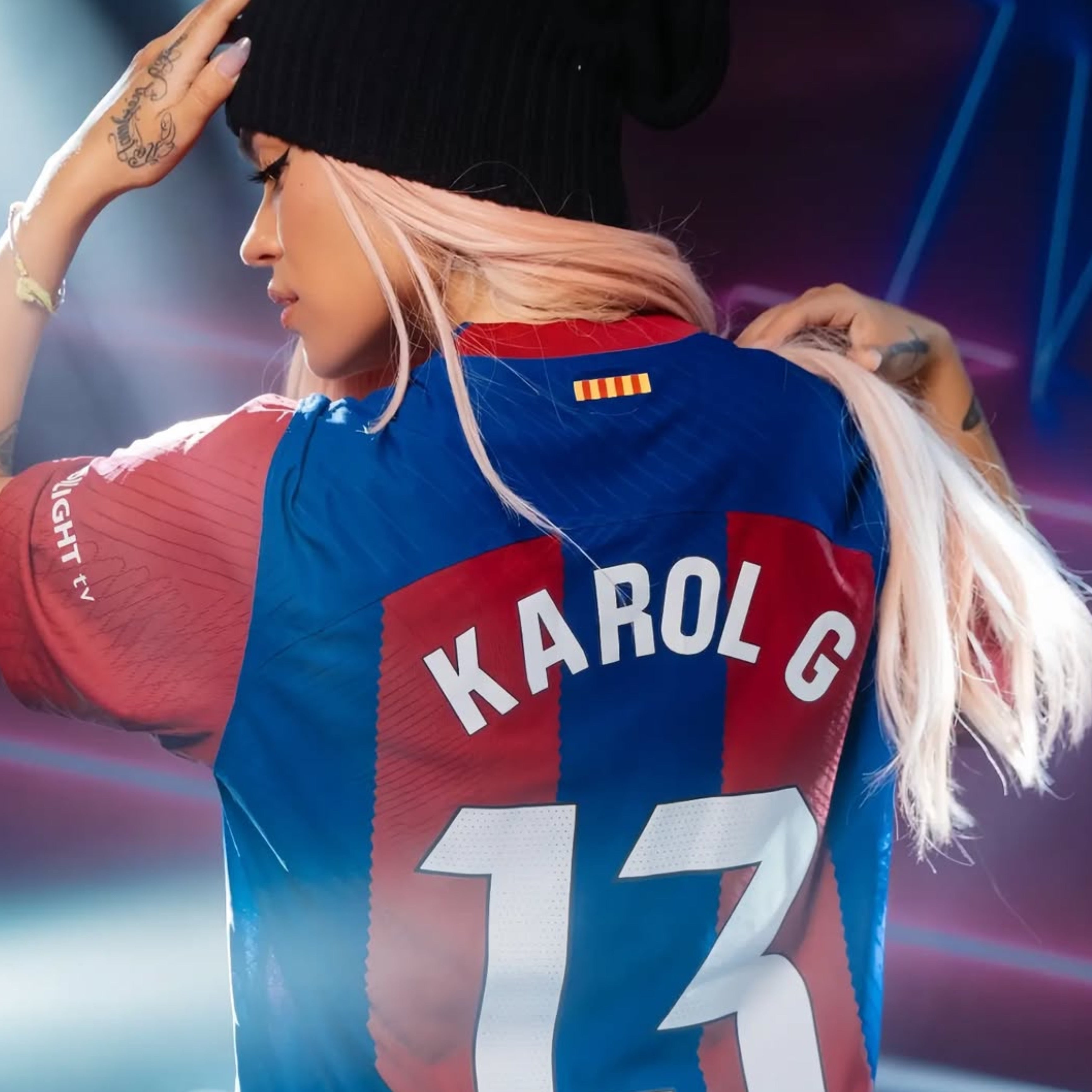 T-shirt authentique Barcelona X Karol G pour homme