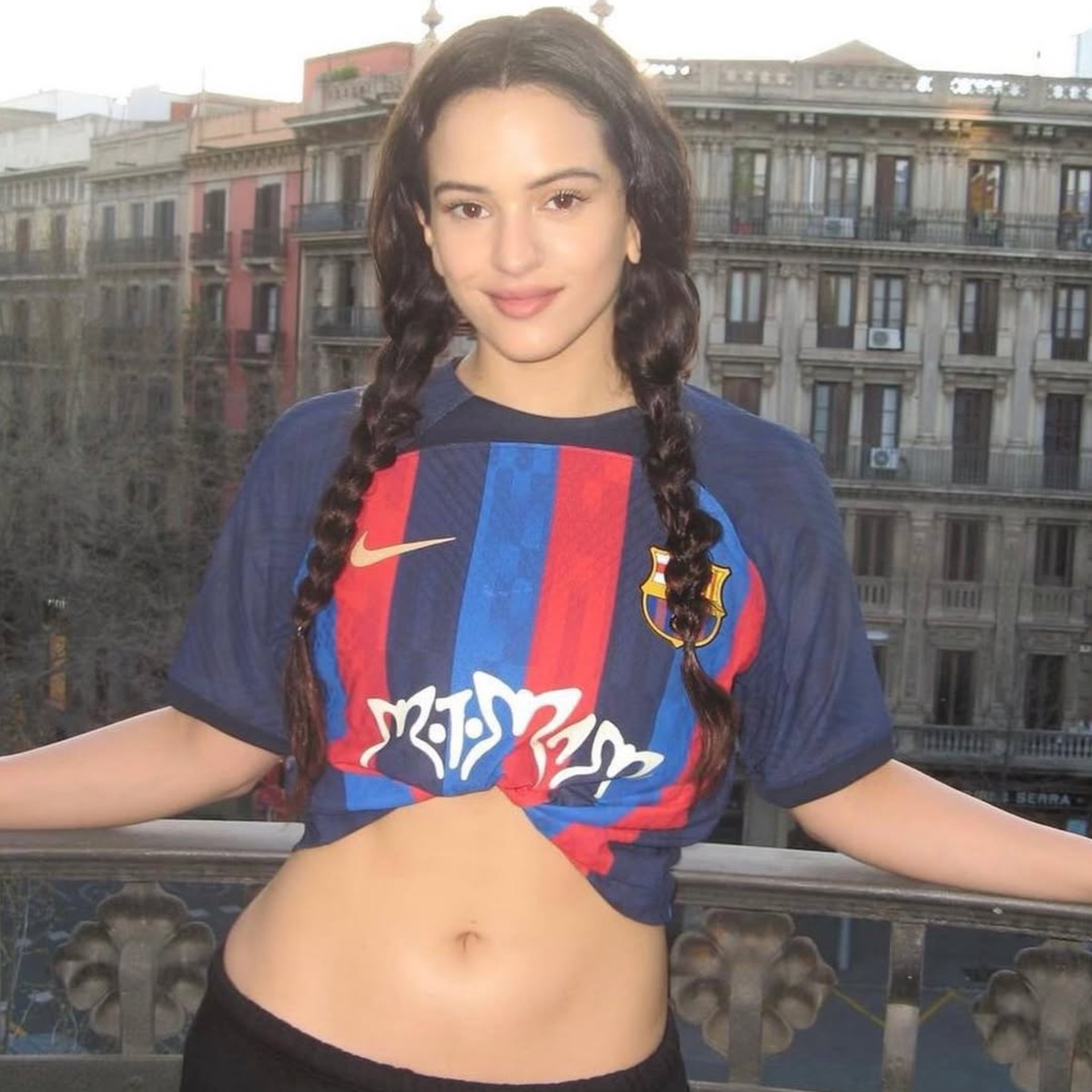 T-shirt authentique Barcelona X Rosalía pour homme