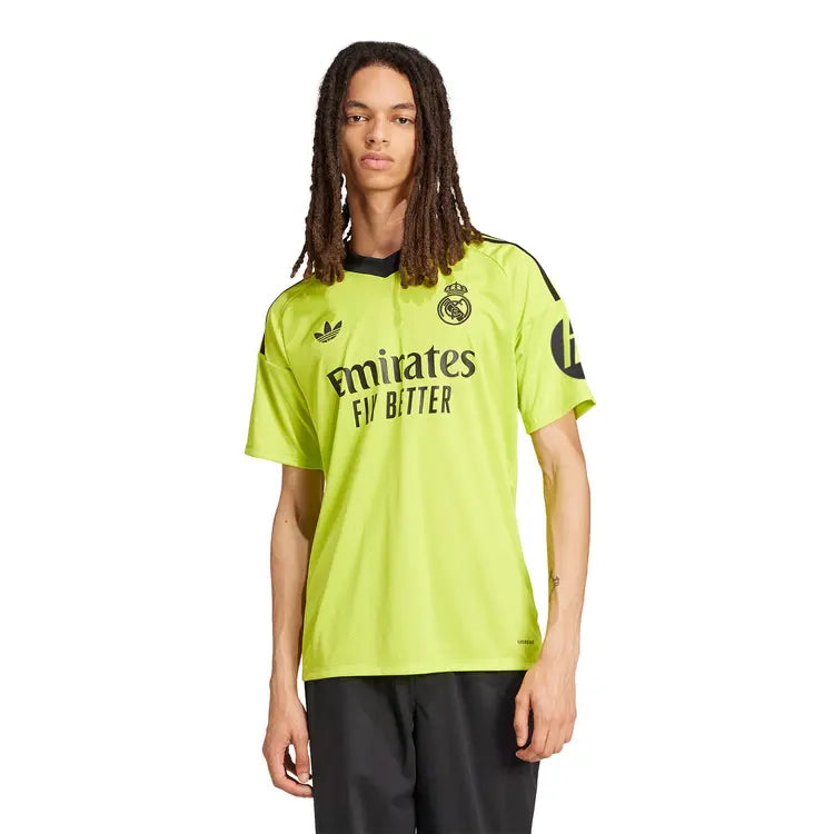 Real Madrid Men's Goalkeeper Shirt 2024/25 - Green