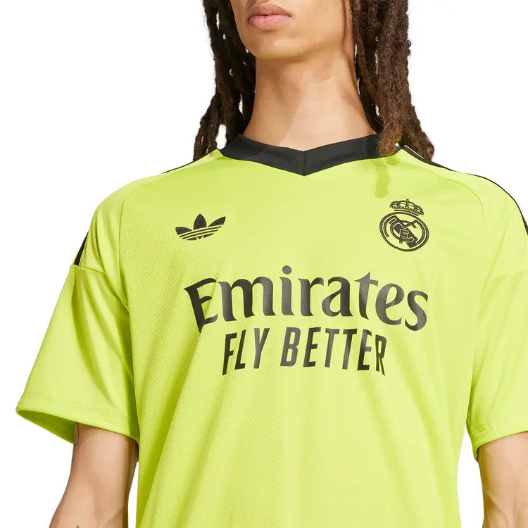 Real Madrid Men's Goalkeeper Shirt 2024/25 - Green