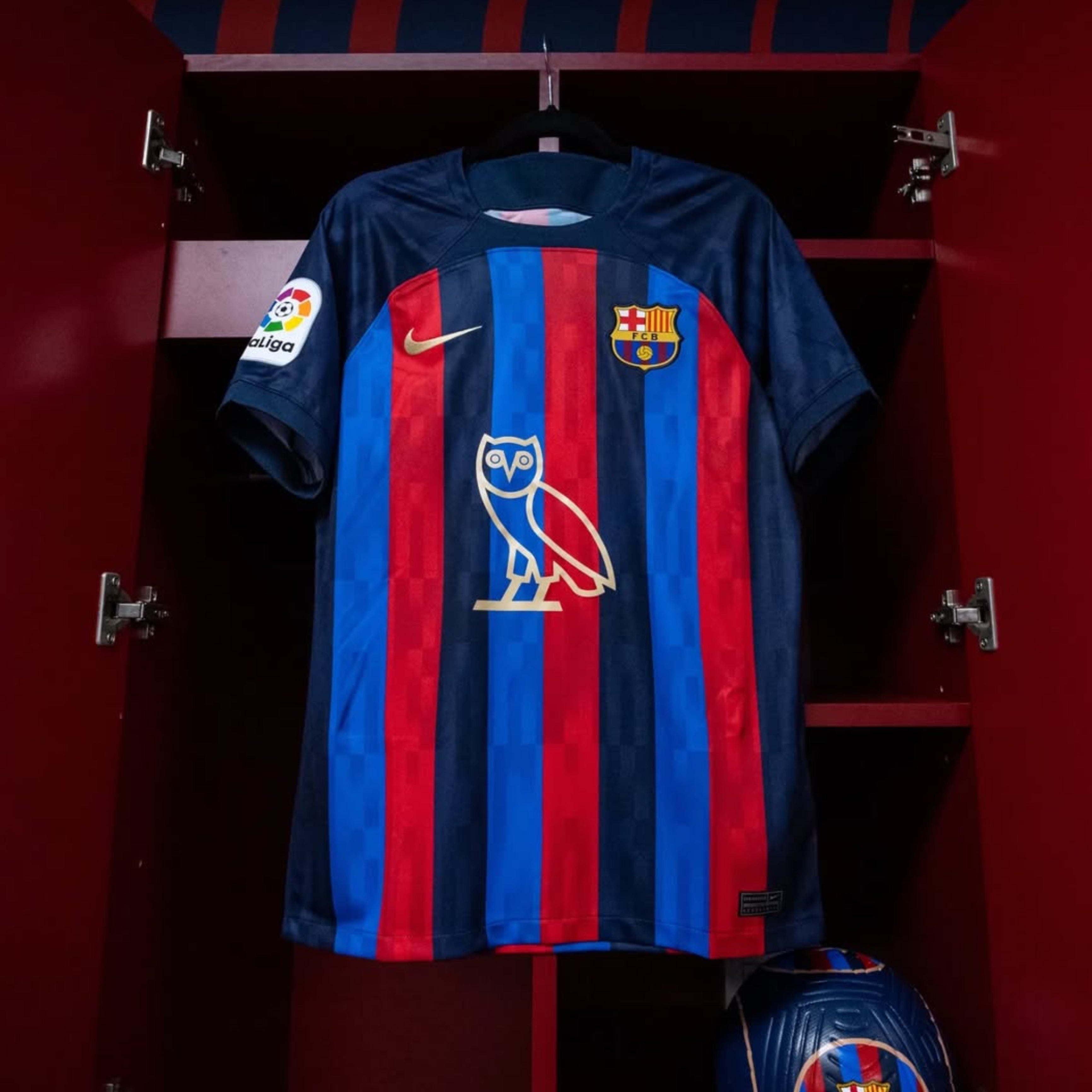 T-shirt authentique Barcelona X Drake pour homme