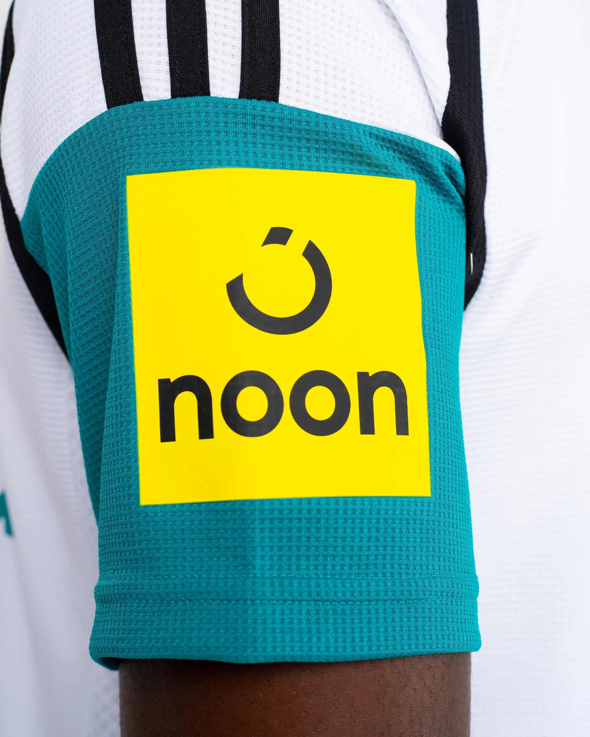 Terceira camisola do Newcastle United 2024/25 - Homem