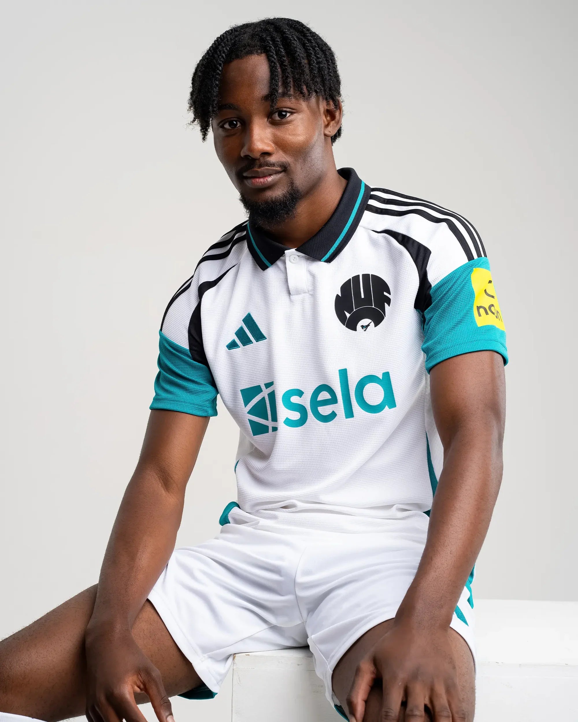 Terceira camisola do Newcastle United 2024/25 - Homem